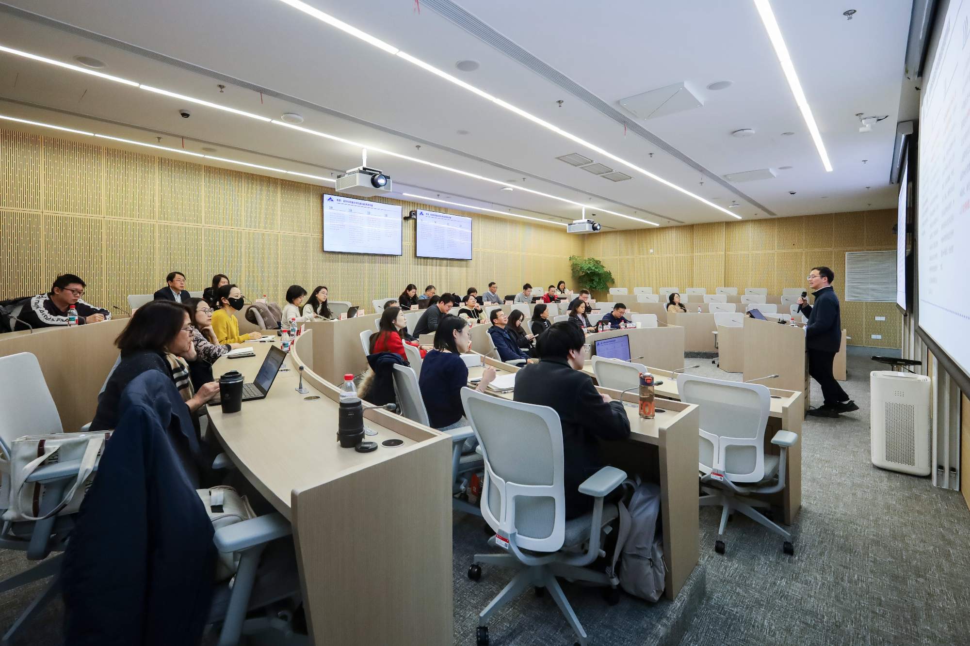 “安泰清风”宣传月系列活动 | 我院举办科研诚信建设专题辅导报告