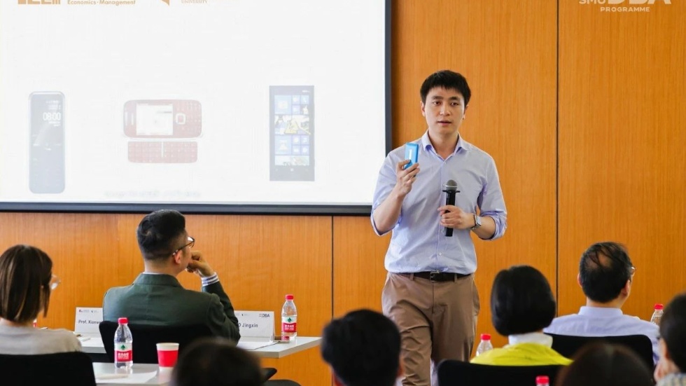 交大安泰管理学国际博士公开课：从实践反哺理论，解构生态系统与价值链协同进化逻辑