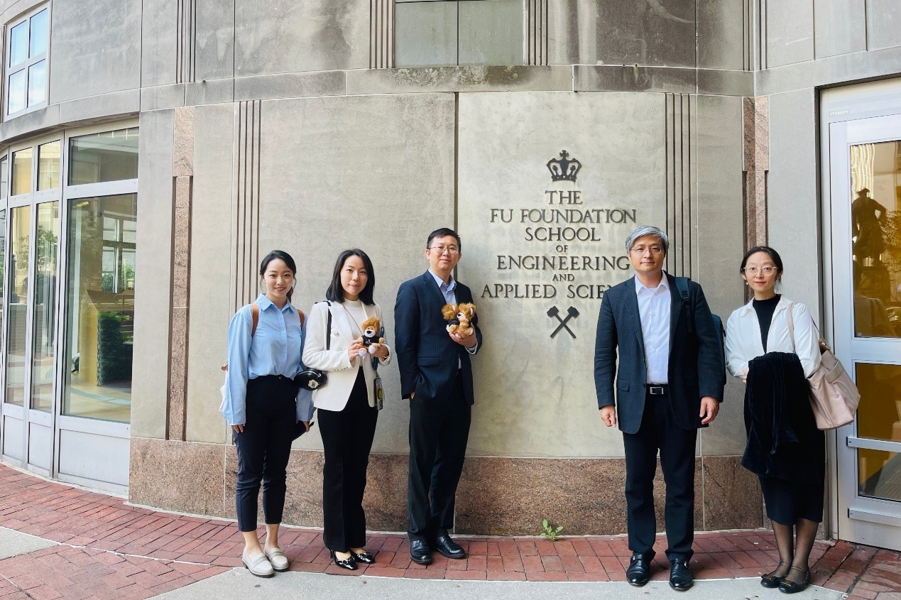 Antai College visits Columbia University.jpg