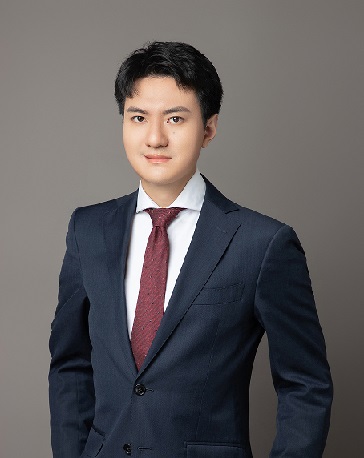 彭屹.jpg