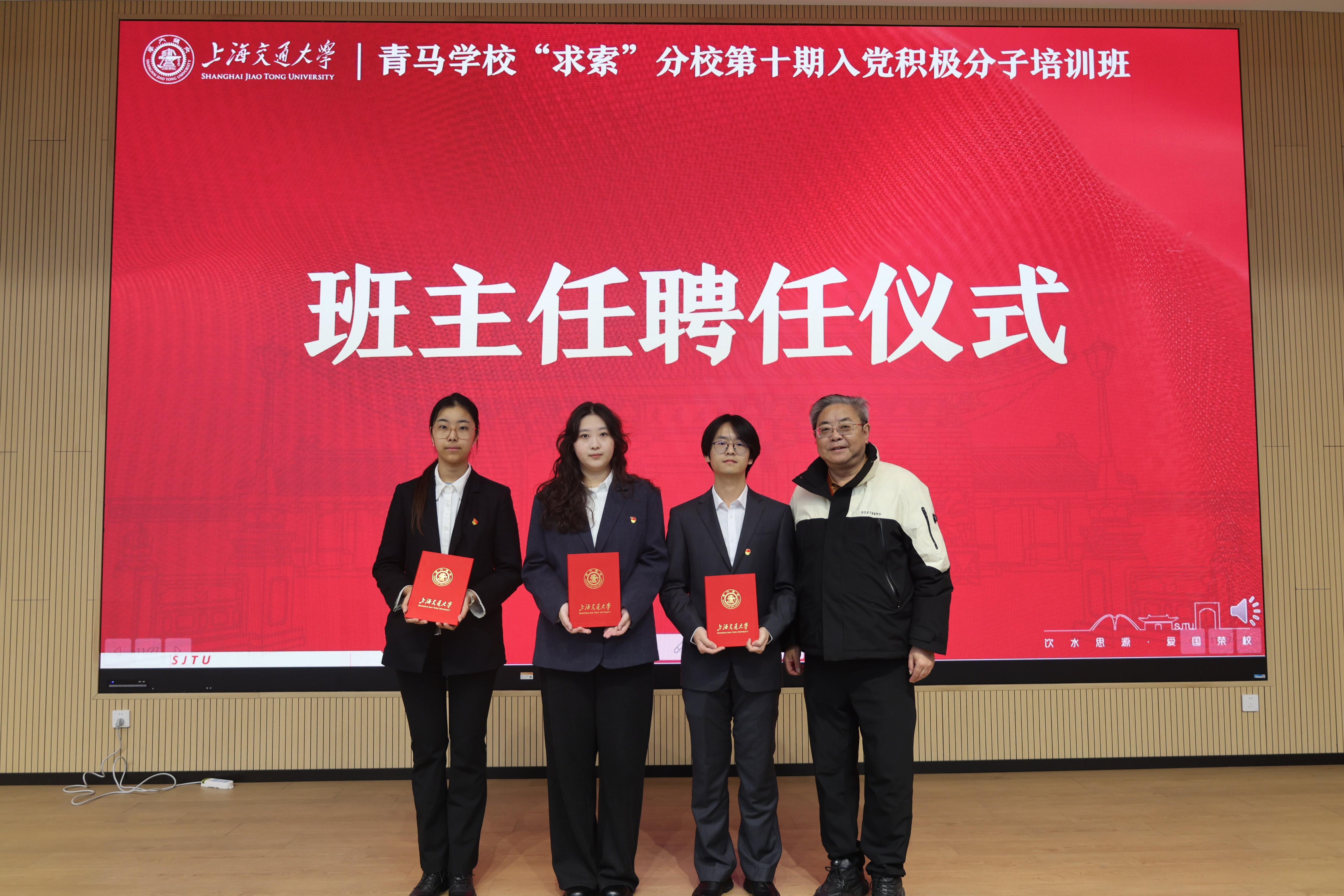 1765326403894069068.jpg 1765326403894069068.jpg